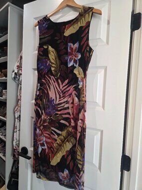 Connected Apparel Size 12